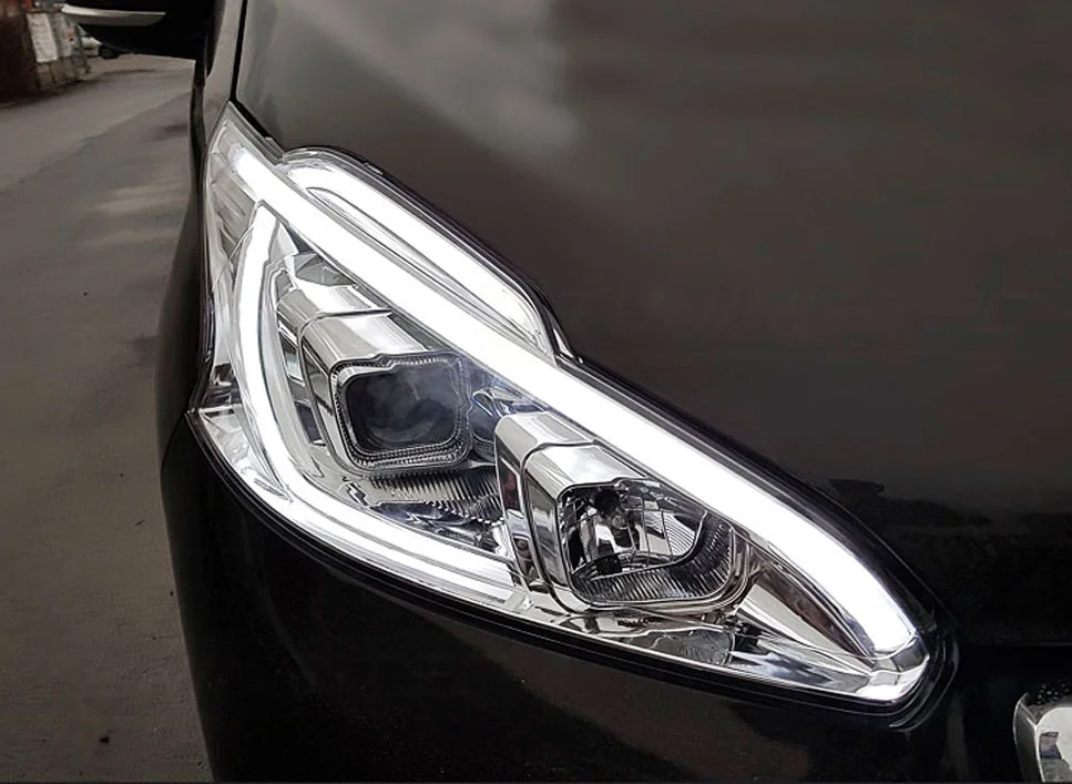Peugeot 208 LED Kørelys Krom,